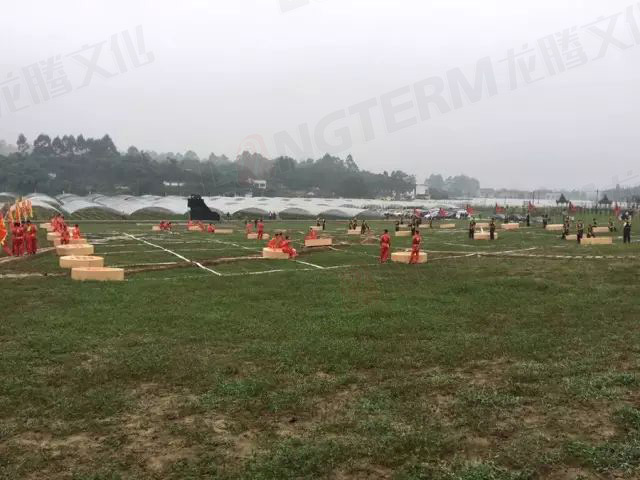 【城會(huì)玩】比鼓還要大的象棋見(jiàn)過(guò)沒(méi)？