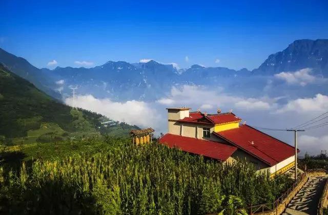 樂(lè)山市金口河區(qū)共安彝族鄉(xiāng)小河村2組移民文化建設(shè)活動(dòng)場(chǎng)所建設(shè)打造要求內(nèi)容節(jié)選