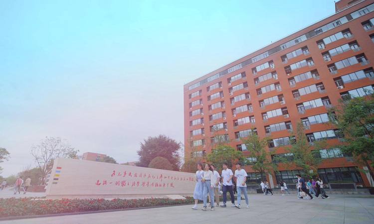 德陽學(xué)校宣傳片策劃制作三大細(xì)節(jié)